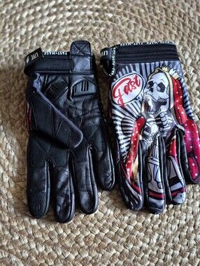 Graphic Leather Gloves" Pray To The Gods" Motorcycle/Motorcross Gloves Sz.XXL